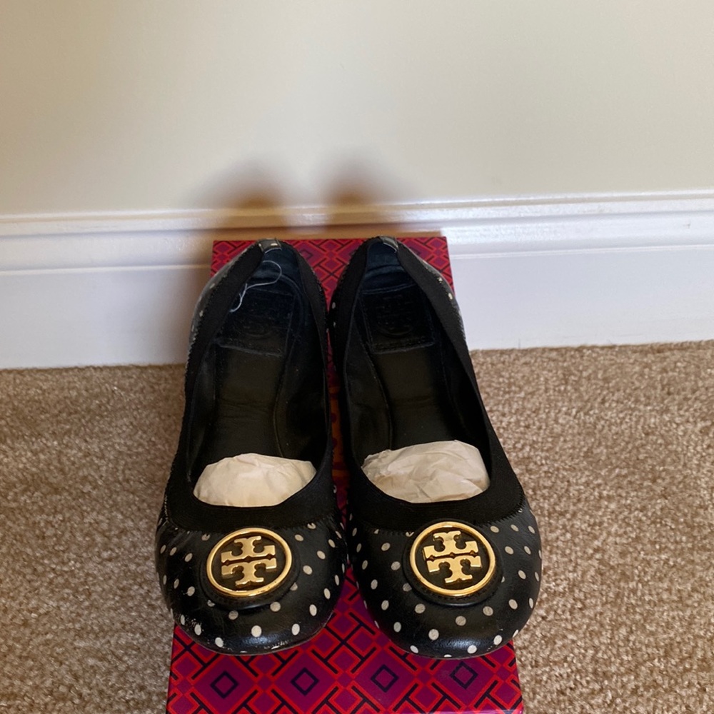 Tory Burch Carolina 2 Black Dot Ballet Flat
